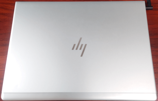 HP EliteBook 830 G5 上から