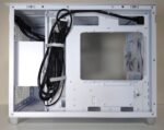ASUS Prime AP201 MicroATX Case ケース 正面から見て右側のサイドパネルを外した部分