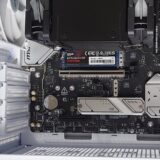 PCI スロットカバーを外す前