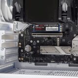 PCI スロットカバーを外した後