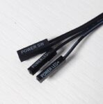 フロントパネル 電源スイッチとLED からのケーブル