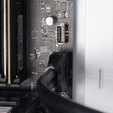 マザーボードの JUSB4 のコネクタ