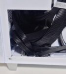 ハードディスクに電源とSATAケーブルを接続した後